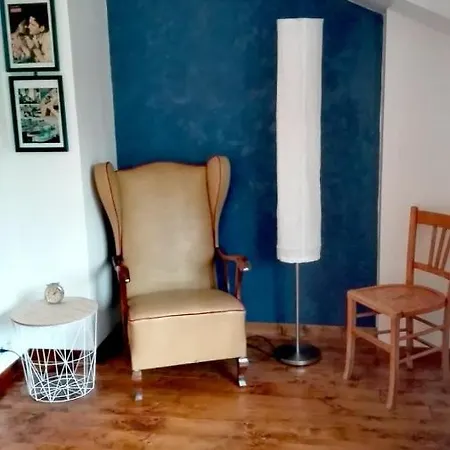 Les Deux Flamands Et Filous Bed & Breakfast